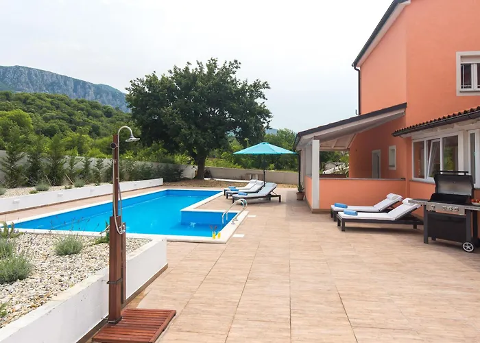 Lavanda With Relaxation Spot Of Swimming Pool In Scented Garden, Outdoor Terrace And Barbecue Villa *
