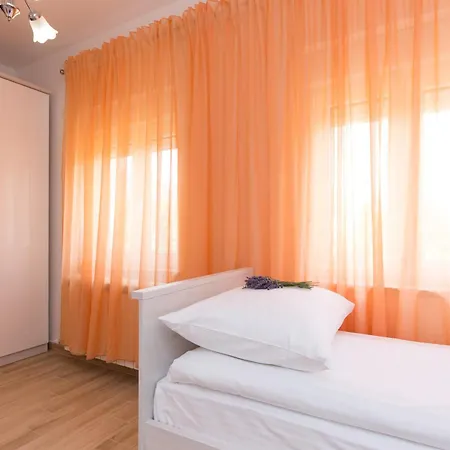 Villa Lavanda With Relaxation Spot Of Swimming Pool In Scented Garden, Outdoor Terrace And Barbecue